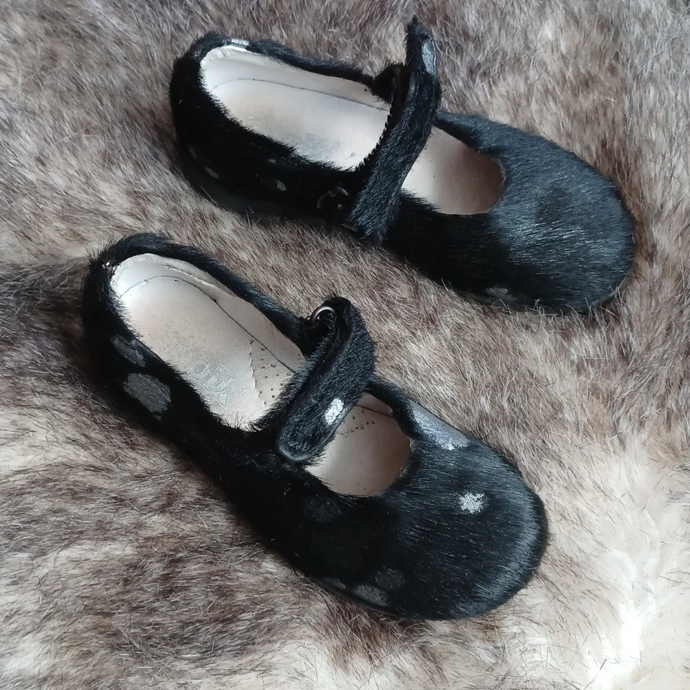 Kids real fur dress shoes